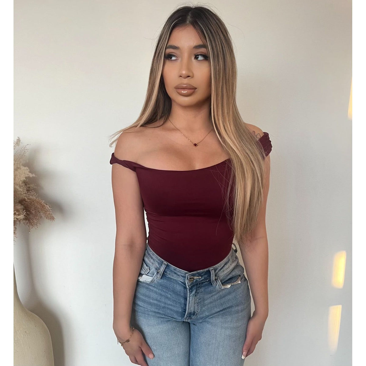 Bella Off Shoulder Top (Burgundy)