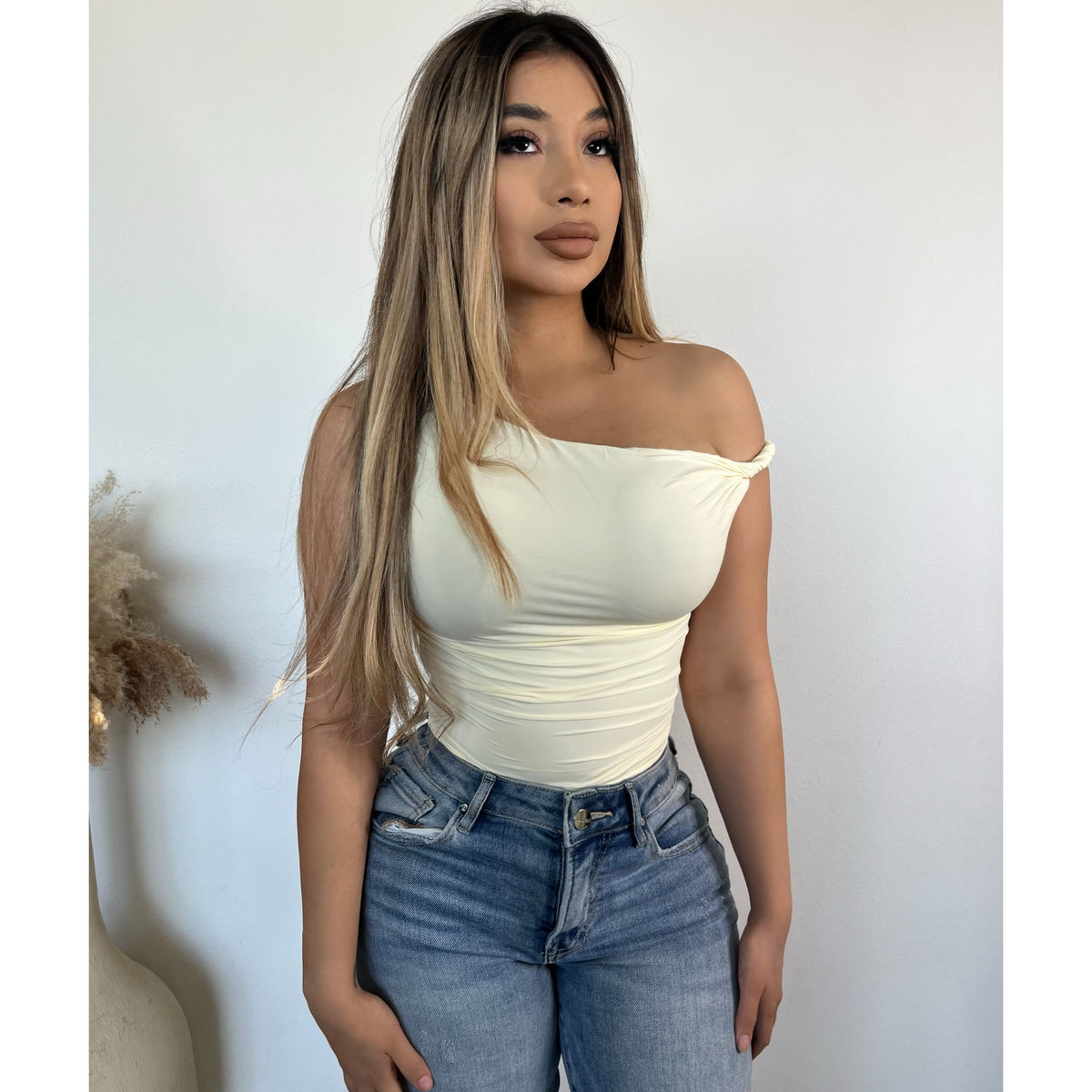 Jamie One Shoulder Top (Butter)